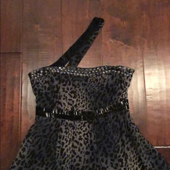 Cheetah print multi shoulder chiffon dress - Picture 7 of 13